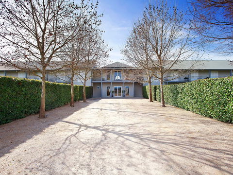 Lindenwarrah At Milawa - Coogee Beach Accommodation 0