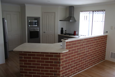 Mandurah Golf Links Retreat - Coogee Beach Accommodation 1