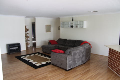 Mandurah Golf Links Retreat - Coogee Beach Accommodation 2