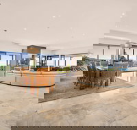 Mont Sapphire Luxury Retreat - Coogee Beach Accommodation