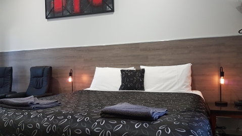 Motel24seven And Apartments - Coogee Beach Accommodation 1
