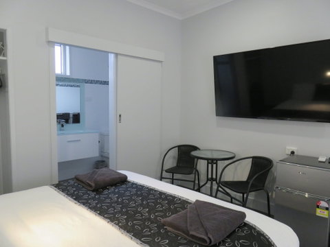 Motel24seven And Apartments - Coogee Beach Accommodation 2