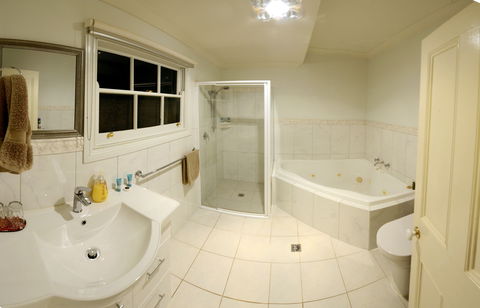 Pavilion At St Helens - Coogee Beach Accommodation 2