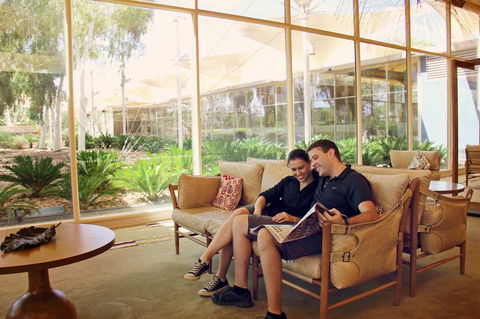 Sails In The Desert - Coogee Beach Accommodation 2