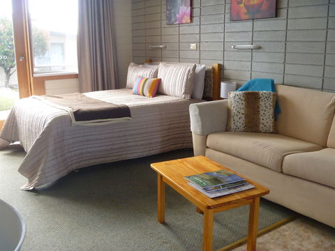 Scamander On The Beach - Coogee Beach Accommodation 2