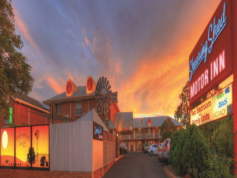Shearing Shed Motor Inn - Open - Coogee Beach Accommodation 1