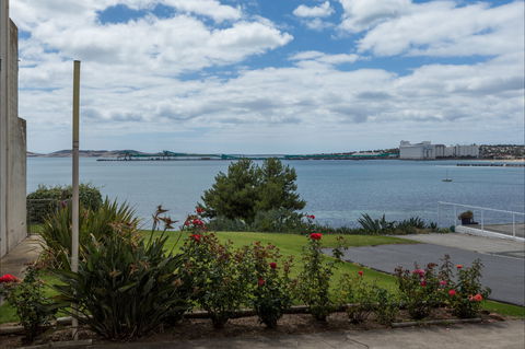 Spalding Lodge Unit 16 - Coogee Beach Accommodation 0