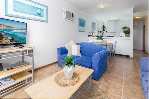 Spalding Lodge Unit 10 - Coogee Beach Accommodation 2
