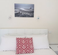 Springtide Studio Apartments - Coogee Beach Accommodation
