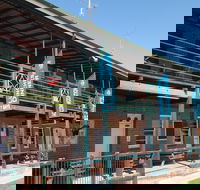 The Port Of Bourke Hotel - Coogee Beach Accommodation