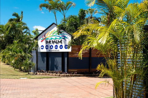 The Palms Hervey Bay - Coogee Beach Accommodation 0