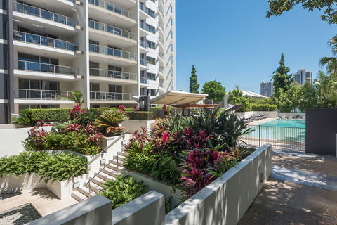 Trilogy Apartments Surfers Paradise - Coogee Beach Accommodation 2