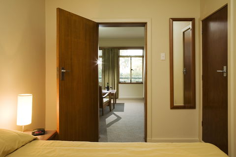 University House - Coogee Beach Accommodation 2