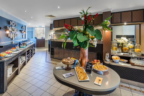 View Brisbane - Coogee Beach Accommodation 1