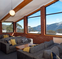 Viking Alpine Lodge - Coogee Beach Accommodation