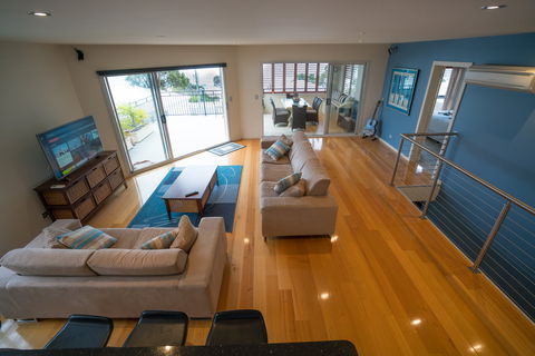 Villa Jasper Bay Of Fires - Coogee Beach Accommodation 1