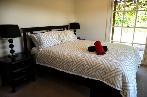 Wagga Riverside Apartments - Coogee Beach Accommodation 1
