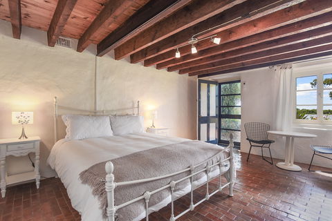 Wellington Courthouse. - Coogee Beach Accommodation 2