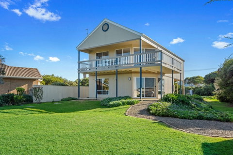 Whaler's Retreat - Coogee Beach Accommodation 1