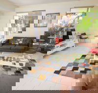 Wood Peak - Coogee Beach Accommodation