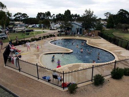 Bairnsdale Holiday Park - Coogee Beach Accommodation 3