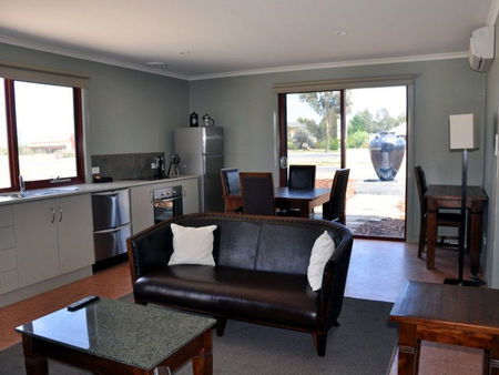 Bairnsdalemotel.com.au - Coogee Beach Accommodation 3