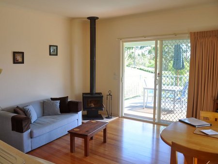 Stringybark Cottages - Coogee Beach Accommodation 5