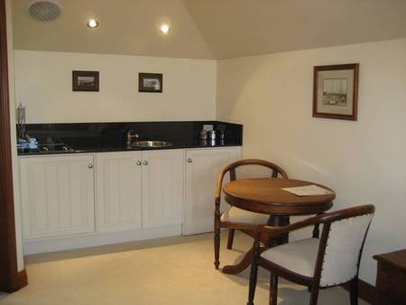 54 On Bank - Coogee Beach Accommodation 4
