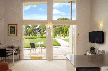 The Gatehouse At Villa Raedward - Coogee Beach Accommodation 4
