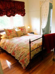 Woolrich Retreat - Coogee Beach Accommodation 1