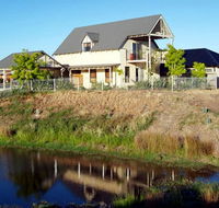 Tessenna Villa - Coogee Beach Accommodation