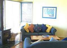 Burnt Creek Cottages - Coogee Beach Accommodation 1