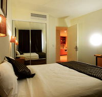 Golden Pebble Hotel - Coogee Beach Accommodation