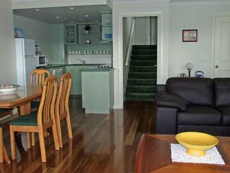 Johanssons Perch - Coogee Beach Accommodation 5