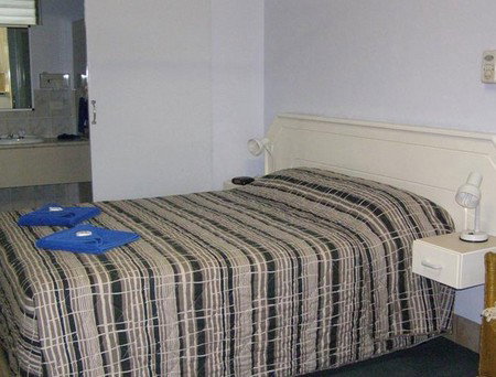 Golden Palms Motor Inn - Coogee Beach Accommodation 2
