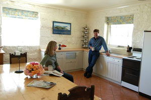 South Mokanger Farm Cottages - Coogee Beach Accommodation 2