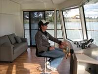 Cloud 9 Houseboats - Coogee Beach Accommodation 3
