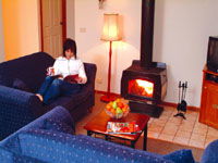 Halls Gap Log Cabins - Coogee Beach Accommodation 1