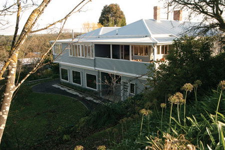 Azidene House - Coogee Beach Accommodation 0
