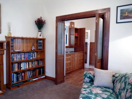 Trafalgar Cottage - Coogee Beach Accommodation 2