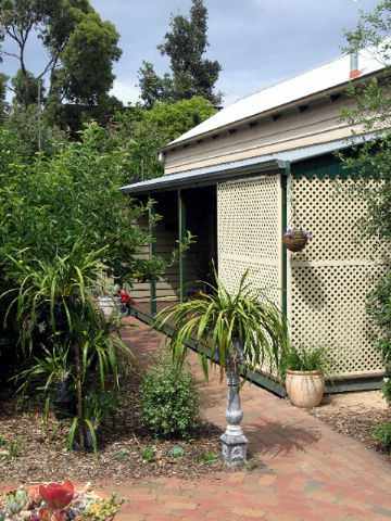 Trafalgar Cottage - Coogee Beach Accommodation 5