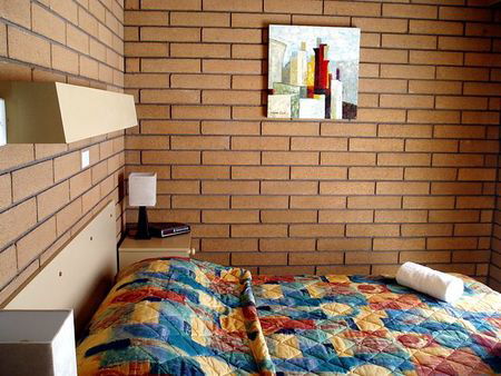 Aaden Holiday Apartments - Coogee Beach Accommodation 3