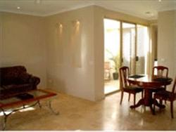 Acacia Terraces - Coogee Beach Accommodation 3