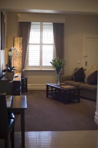 Gallery Apartments - Coogee Beach Accommodation 1