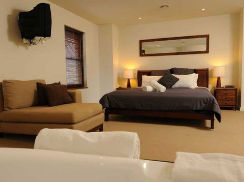Sackville Apt No 1 - Coogee Beach Accommodation 1