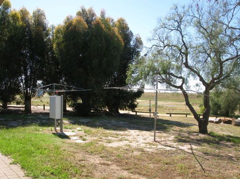 Natimuk Lake Caravan Park - Coogee Beach Accommodation 4
