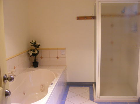 Belfast Cottages - Coogee Beach Accommodation 5