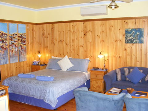 Belfast Cottages - Coogee Beach Accommodation 6