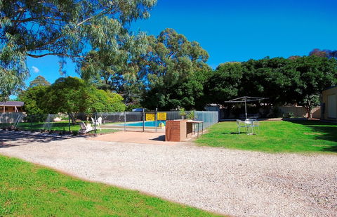 Wattle Motel - Coogee Beach Accommodation 3