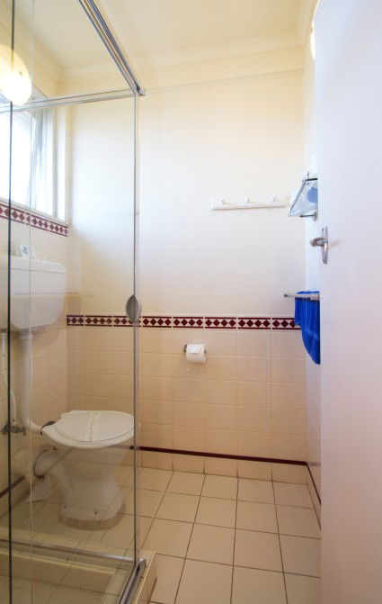 Wattle Motel - Coogee Beach Accommodation 4